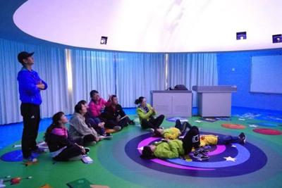 造訪春城-視美樂工程投影案例賞析之昆明學(xué)?？平甜^